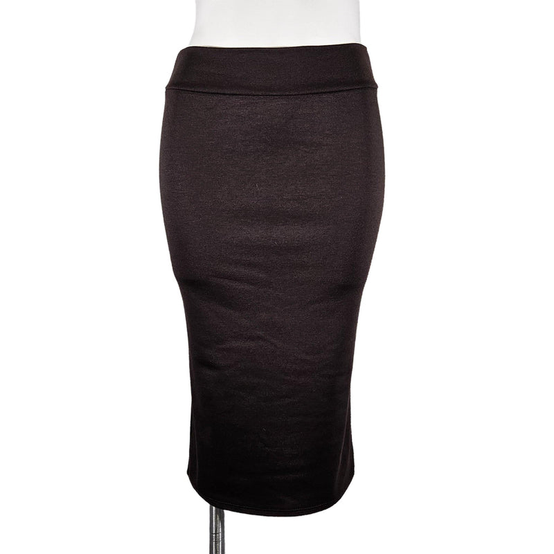 Load image into Gallery viewer, &quot;Front view of a mocha high-waisted pencil skirt on a mannequin, highlighting the rich brown color and the smooth, stretchable fabric.
