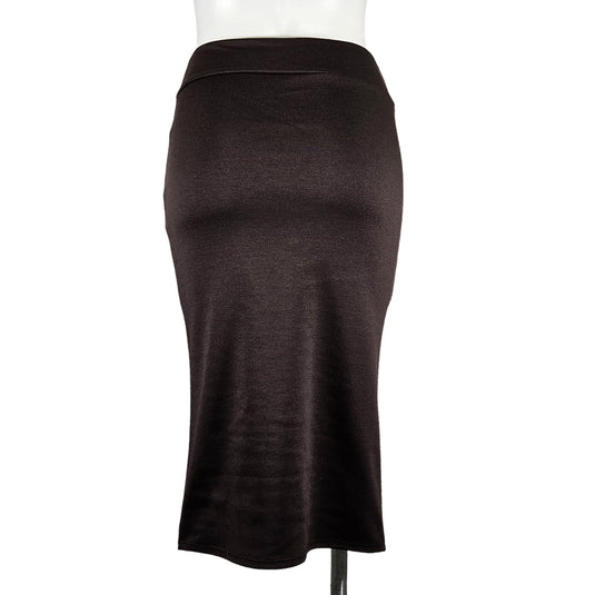 Back view of a mocha high-waisted pencil skirt on a mannequin, featuring the waistband and a hidden zipper for a sleek finish.