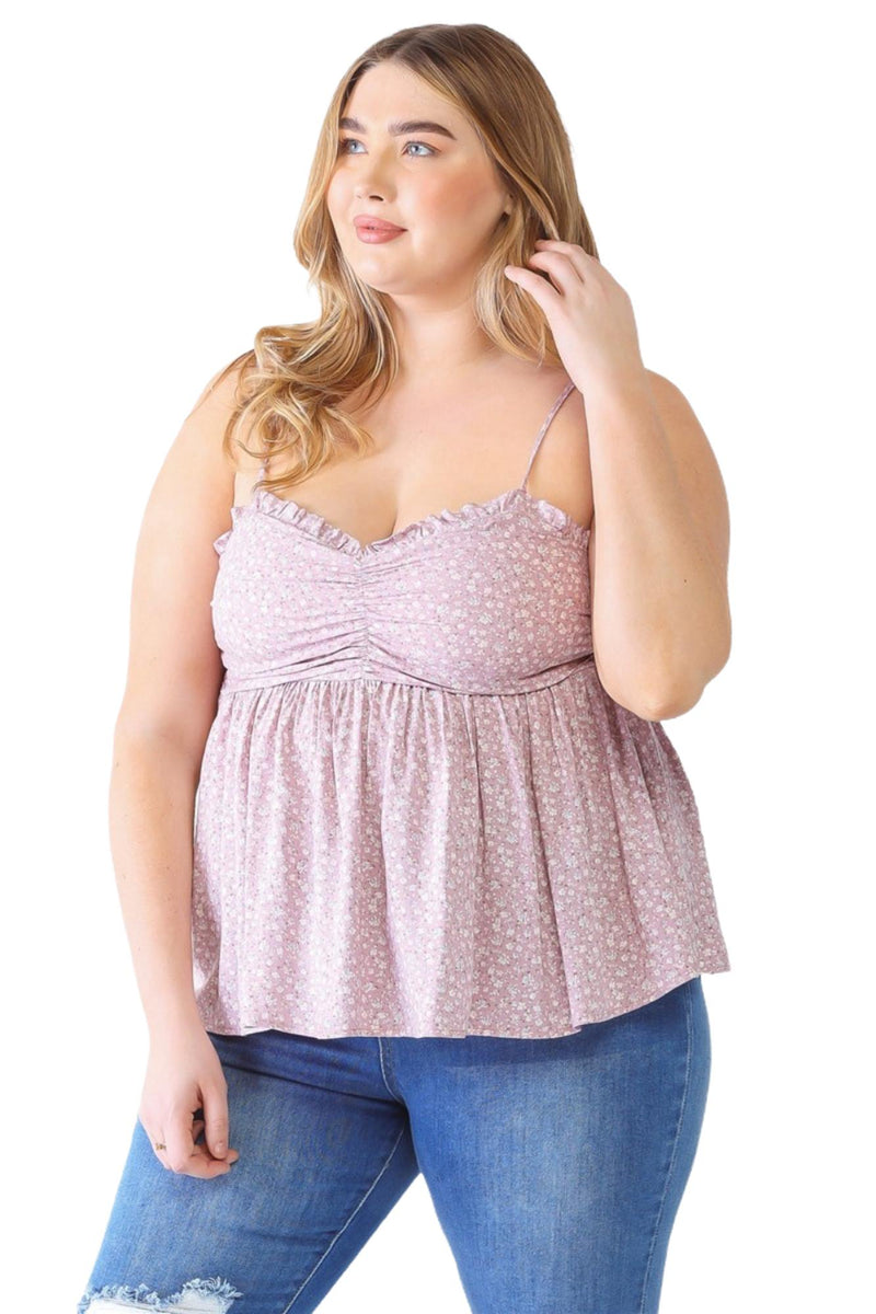 Load image into Gallery viewer, Plus-size model in a lavender floral smocked sweetheart neck cami, highlighting the ruffled neckline, ruching detail, and relaxed fit.
