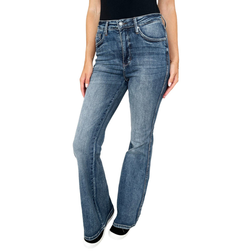 Load image into Gallery viewer, Front view of Judy Blue High Waist Tummy Control Flare Jeans, highlighting the high waist and flattering flare leg style.
