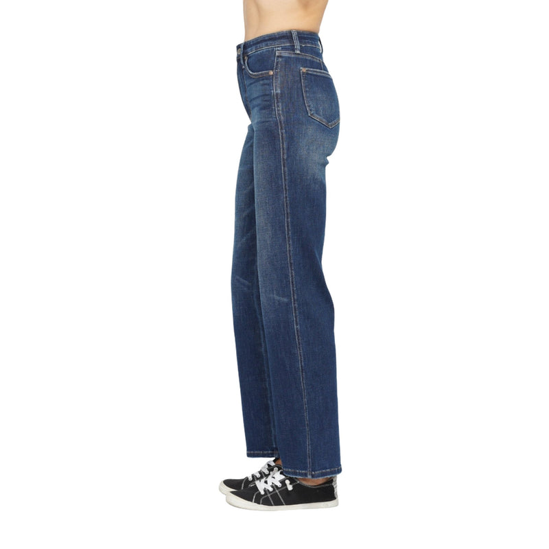 Load image into Gallery viewer, Side profile of Judy Blue High Waist Tummy Control Jeans, dark wash with black sneakers.
