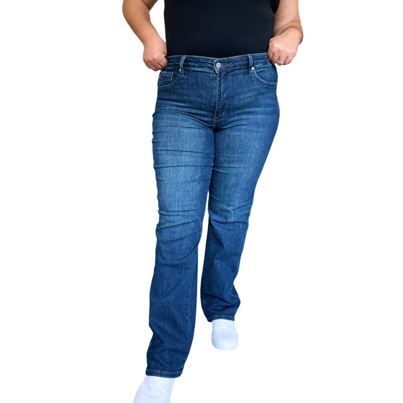 Load image into Gallery viewer, Model wearing medium blue Judy Blue Full Size Tummy Control Straight Jeans with a high waist and straight-leg fit.
